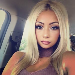 Meet your Posher, Vanessa